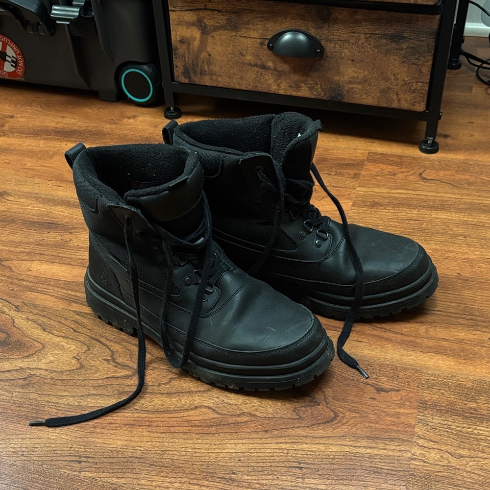 Waterproof Black Men's Boots